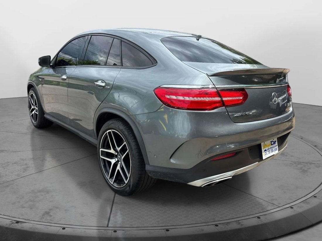 Suv in Canton, MA, United States 3 - 18046100