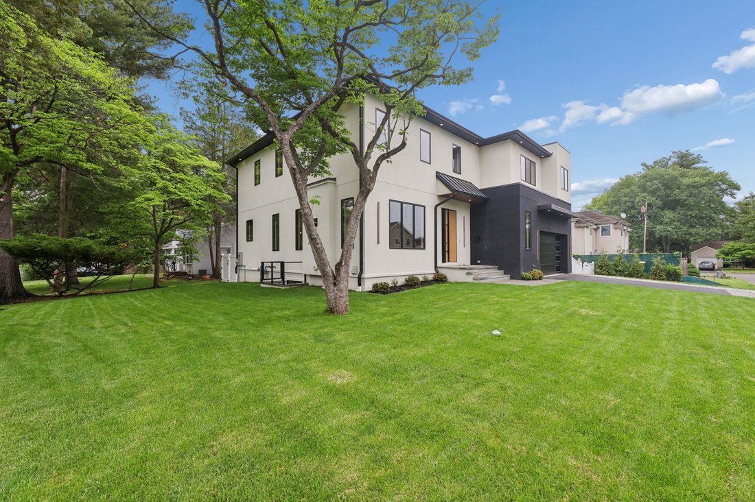 Cresskill, New Jersey, United States 4 - 18035564
