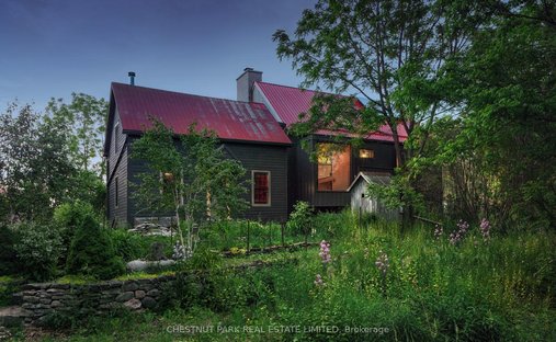 House in Prince Edward, Ontario, Canada 1