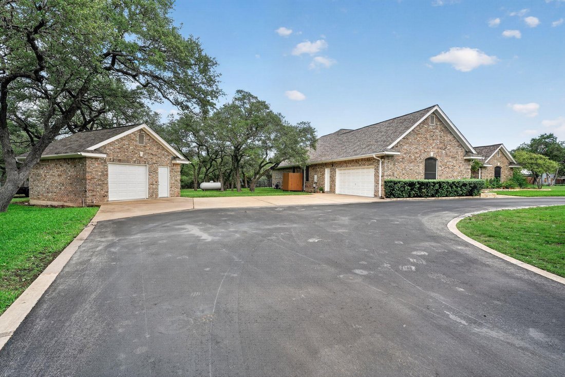 House in Leander, Texas, United States 2 - 18043926