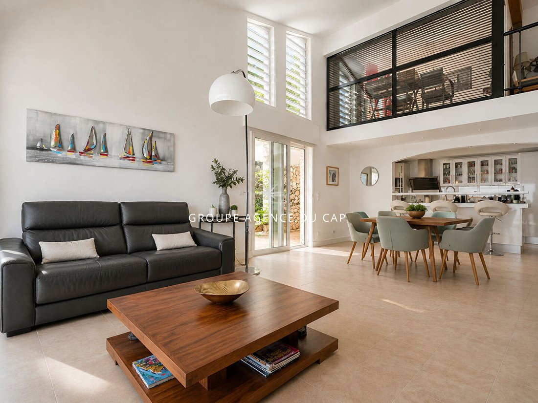 Villa in Les Issambres, Roquebrune-sur-Argens, France 5 - 18039143