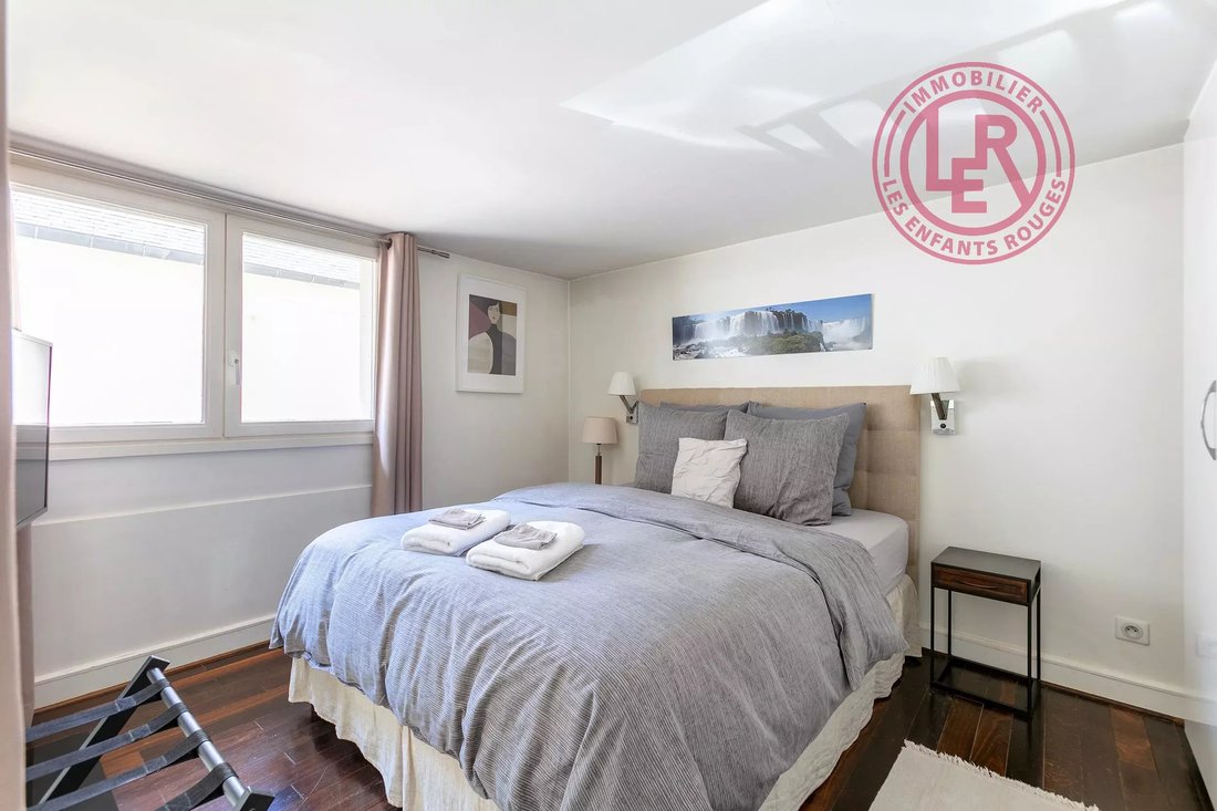 Apartment in Saint Gervais, Paris 4e Arrondissement, Paris 5 - 18038401
