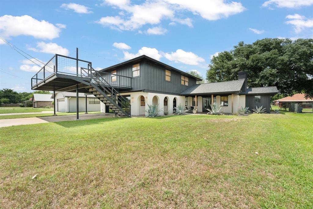 House in Granbury, Texas, United States 1 - 18042176