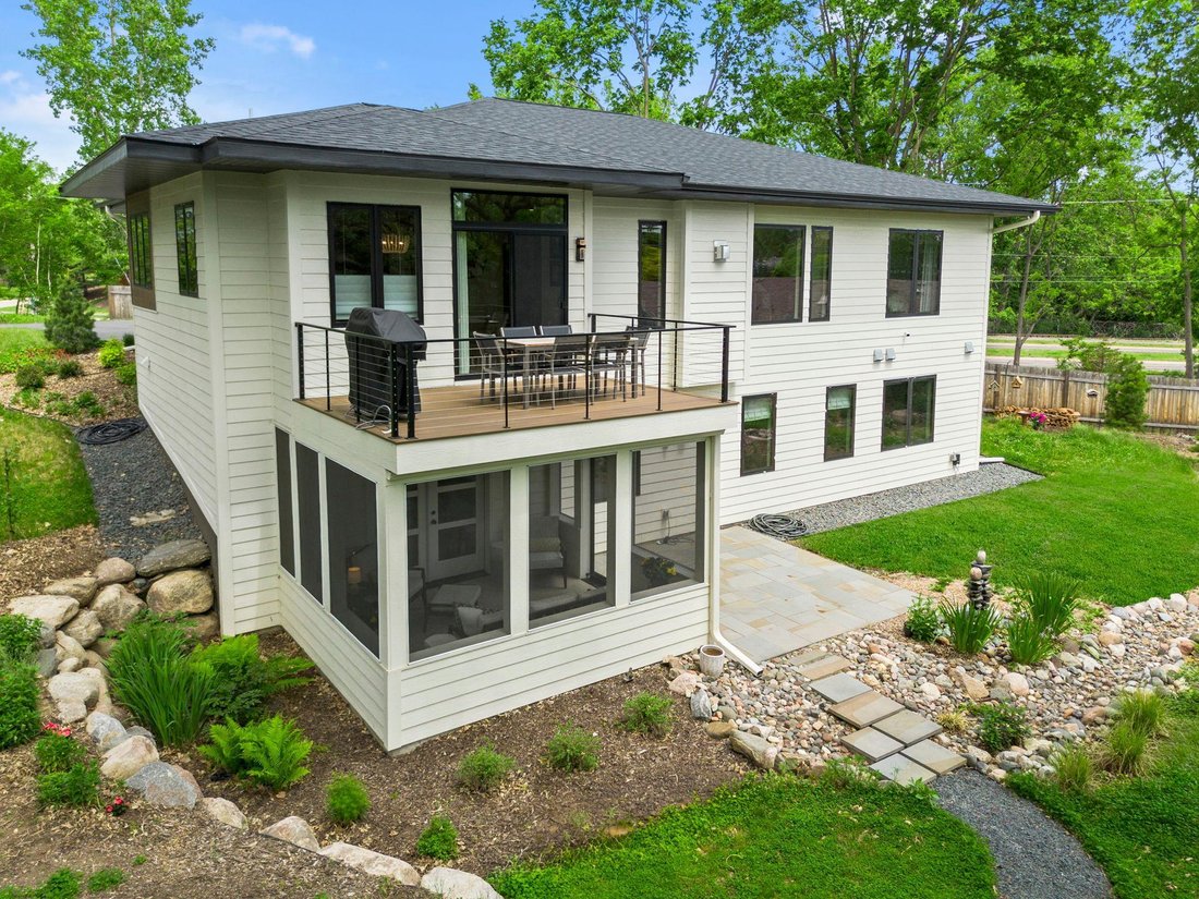 House in Eden Prairie, Minnesota, United States 2 - 18042595