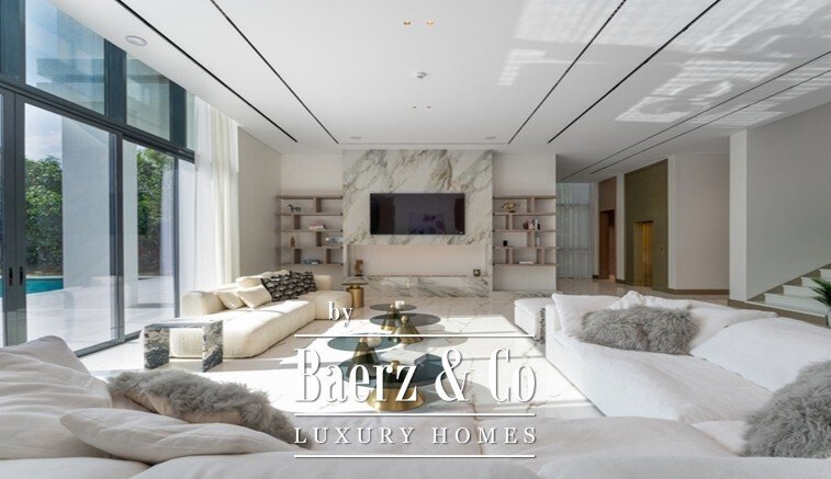 Villa in Al Wasl, Dubai, United Arab Emirates 2 - 15139530