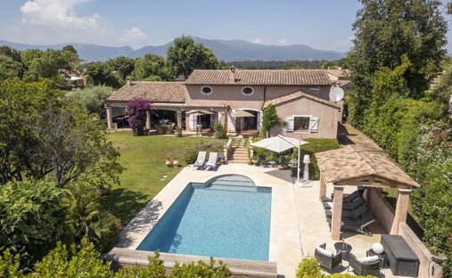 Villa in France 1