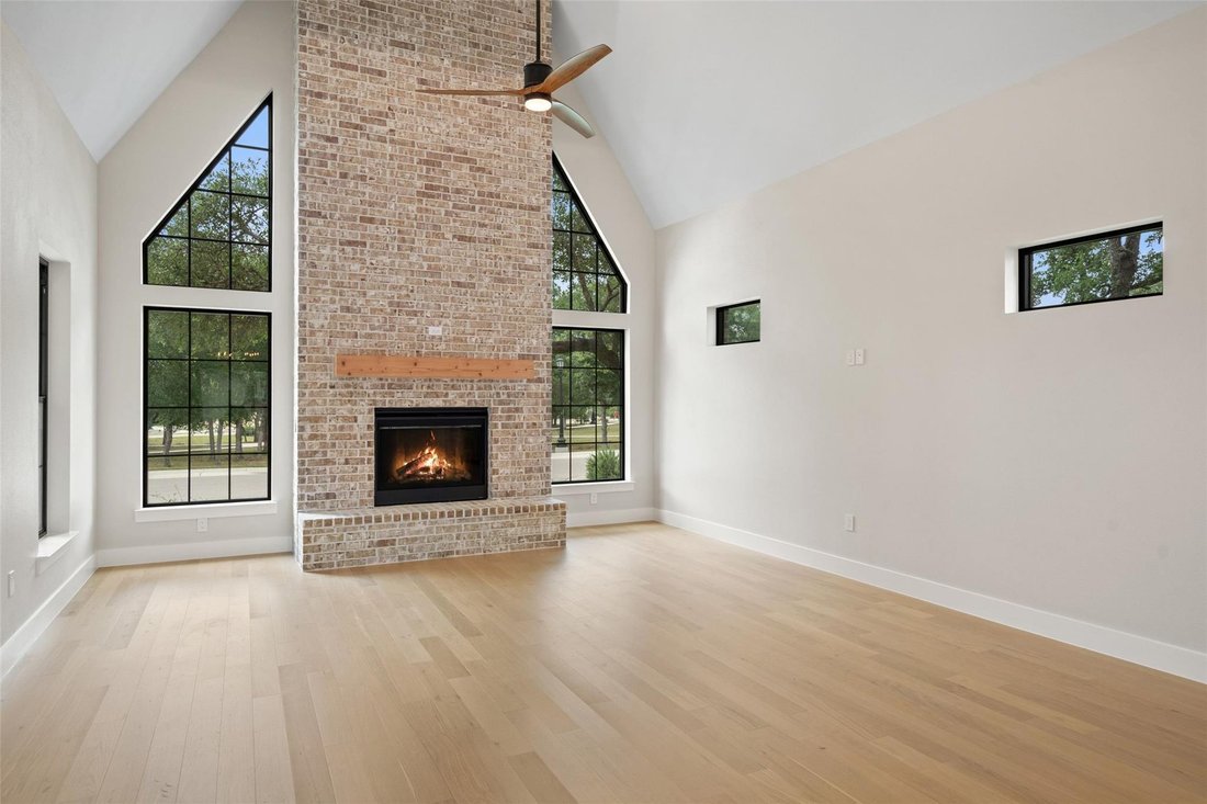 House in Salado, Texas, United States 2 - 17401425
