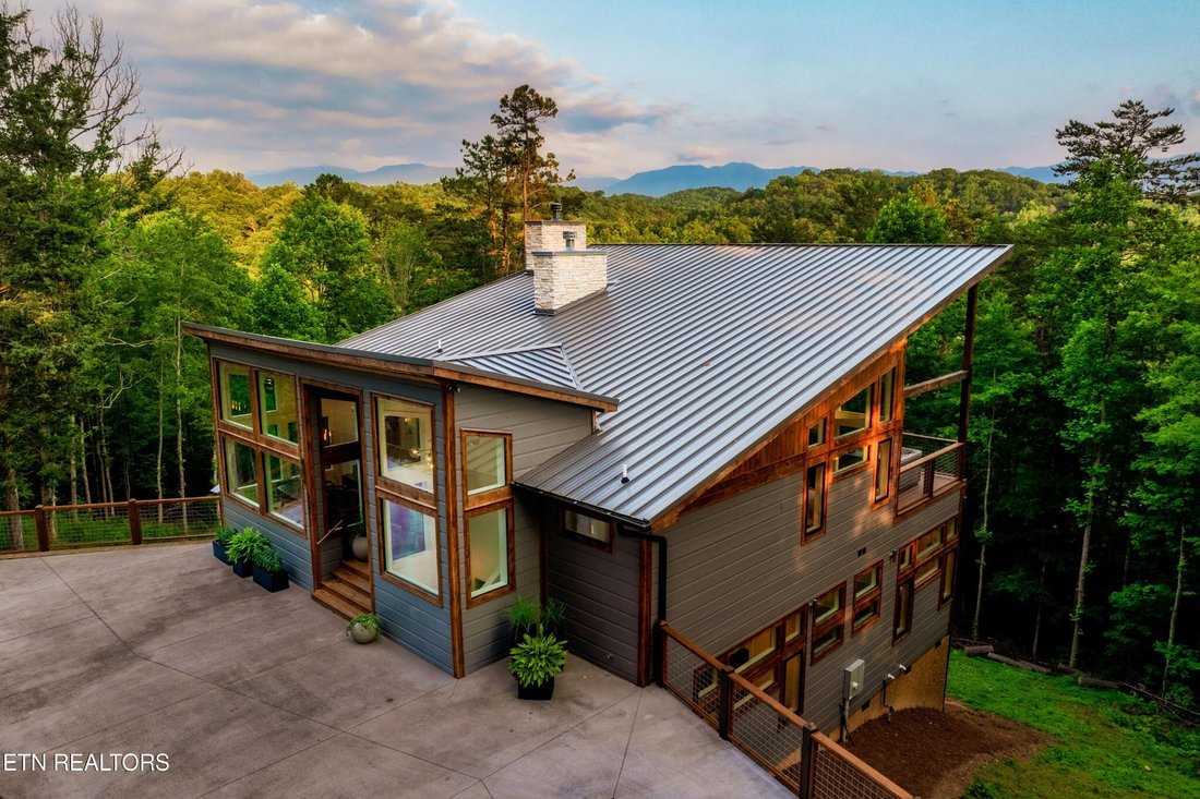 House in Sevierville, Tennessee, United States 3 - 18048442