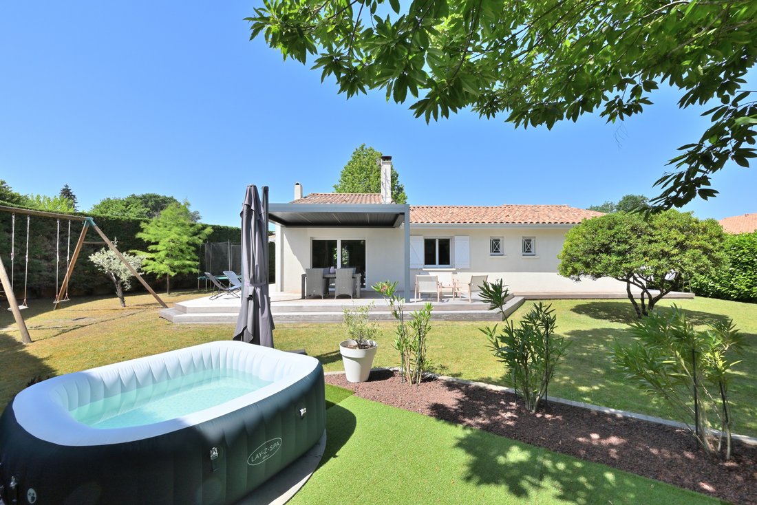 House in Le Las, Saint-Jean-d'Illac, France 2 - 18051792