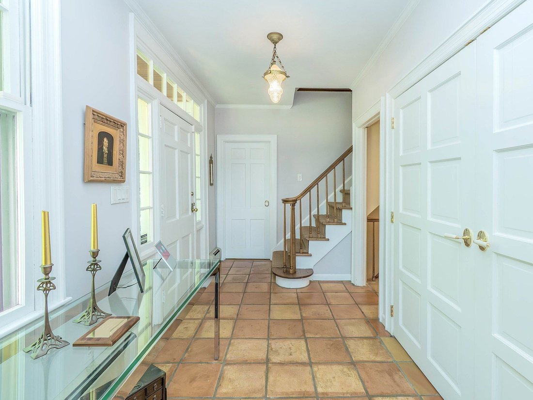 House in Sea Cliff, New York, United States 4 - 18039468