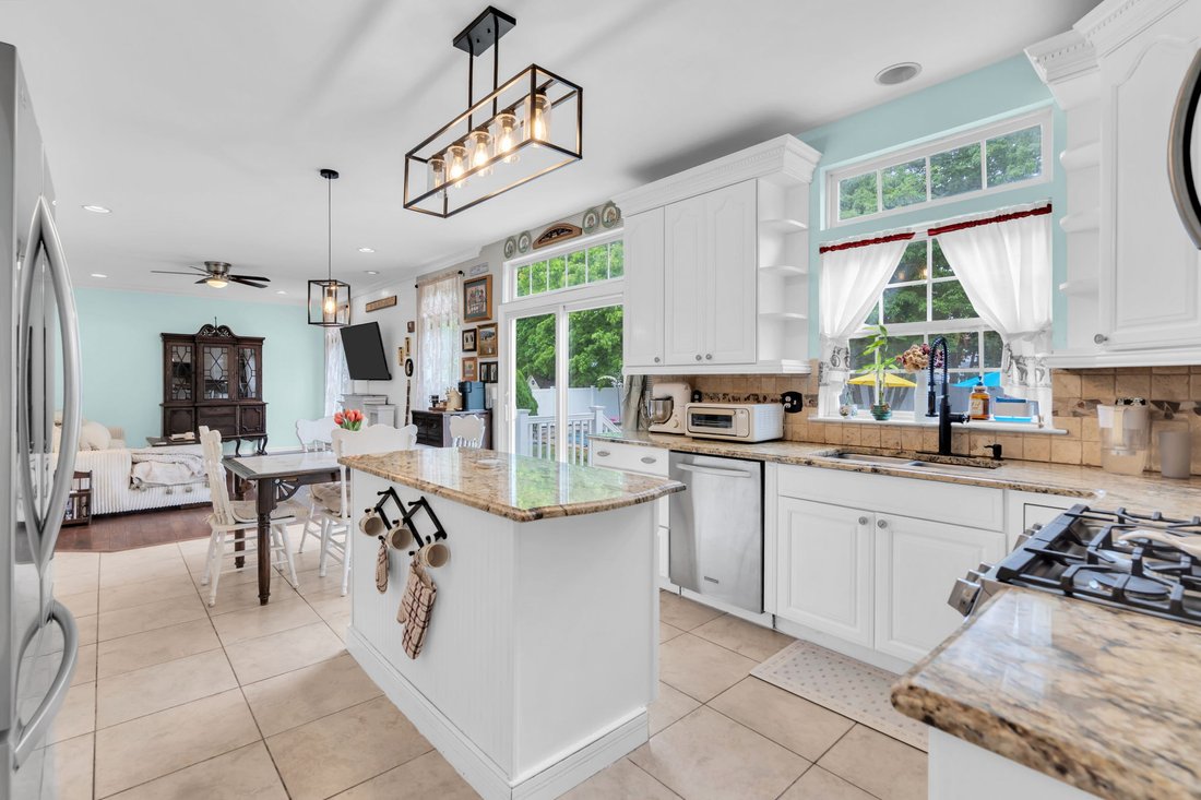 House in Ocean Township, New Jersey, United States 3 - 18039860