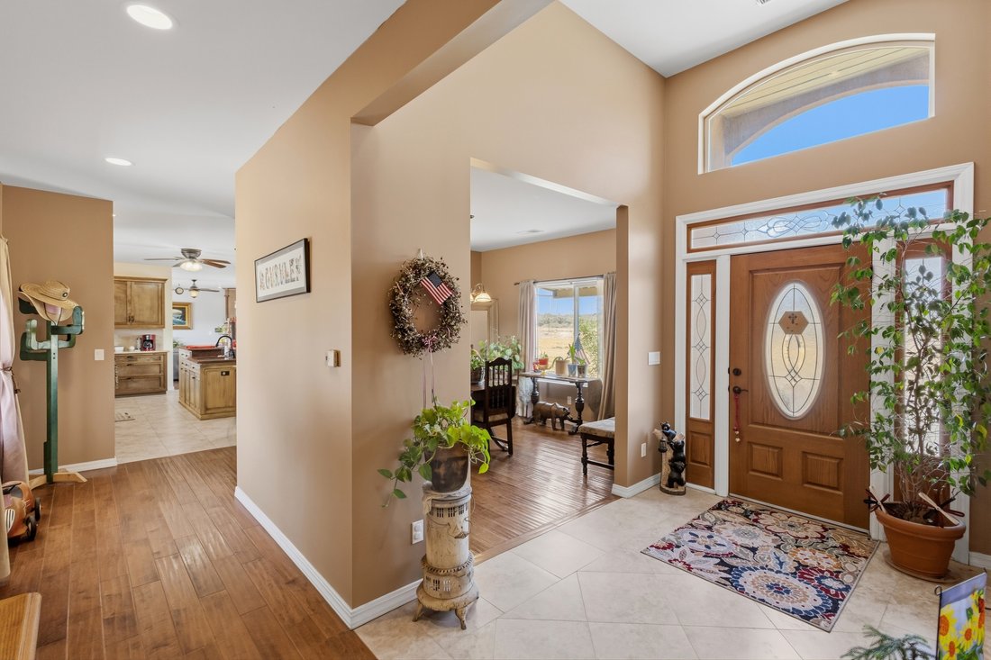 House in Los Lunas, New Mexico, United States 4 - 18037549