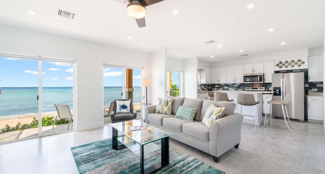 Apartment in Old Man Bay, North Side, Cayman Islands 4 - 18042716