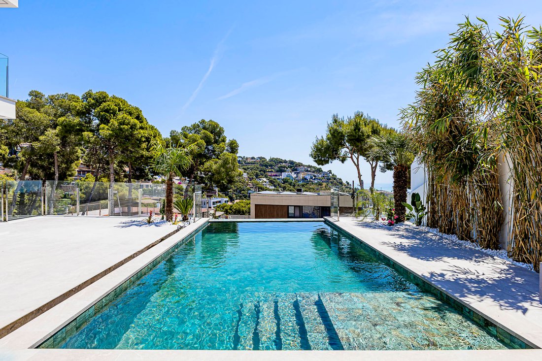 House in Castelldefels, Catalonia, Spain 2 - 18048696