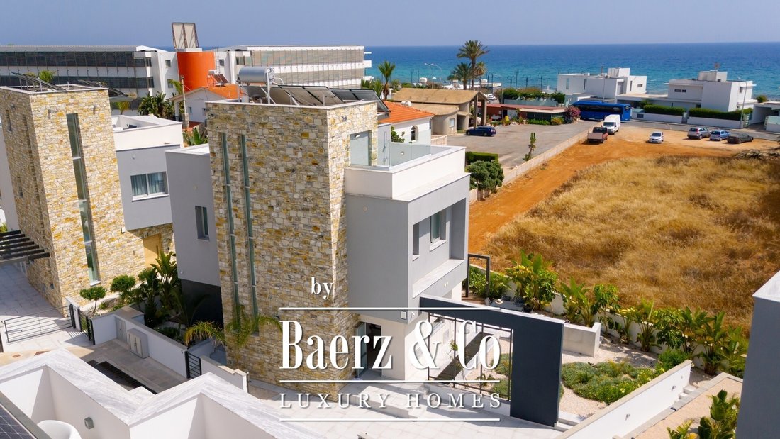 Villa in Ayia Napa, Cyprus 1 - 17894238