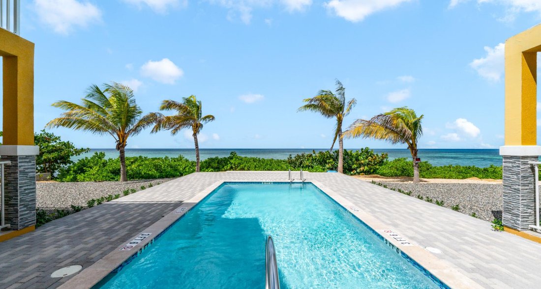 Apartment in Old Man Bay, North Side, Cayman Islands 3 - 18042716