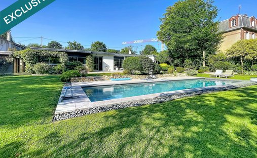 House in Le Chesnay, Le Chesnay-Rocquencourt, France 1