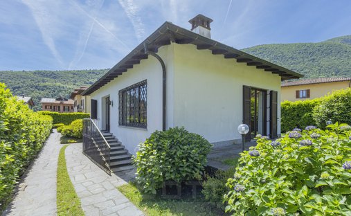 Villa a Cannobio, Piemonte, Italia 1