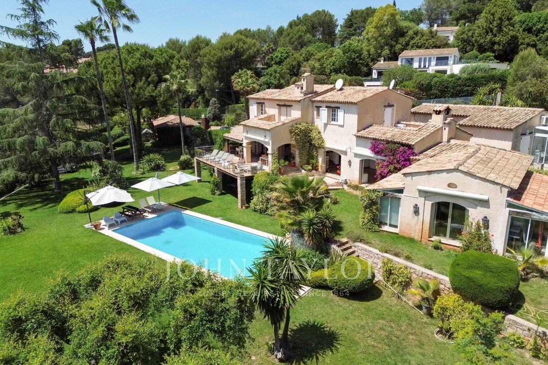 Villa in Bois Fleuri-Chevre d'Or-Saint Philippe, Biot, France 1 - 18038480