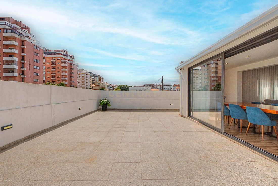 Villa in Canidelo, Porto District, Portugal 3 - 18037937