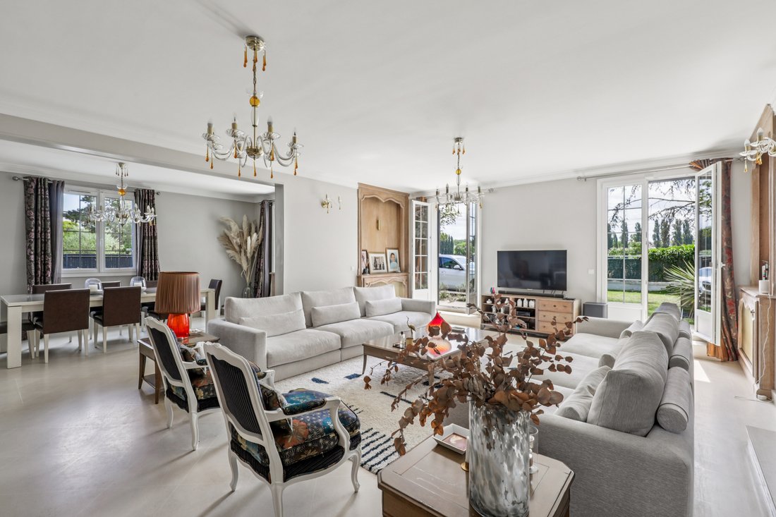 House in Napoleon, Maisons-Laffitte, France 4 - 18037640