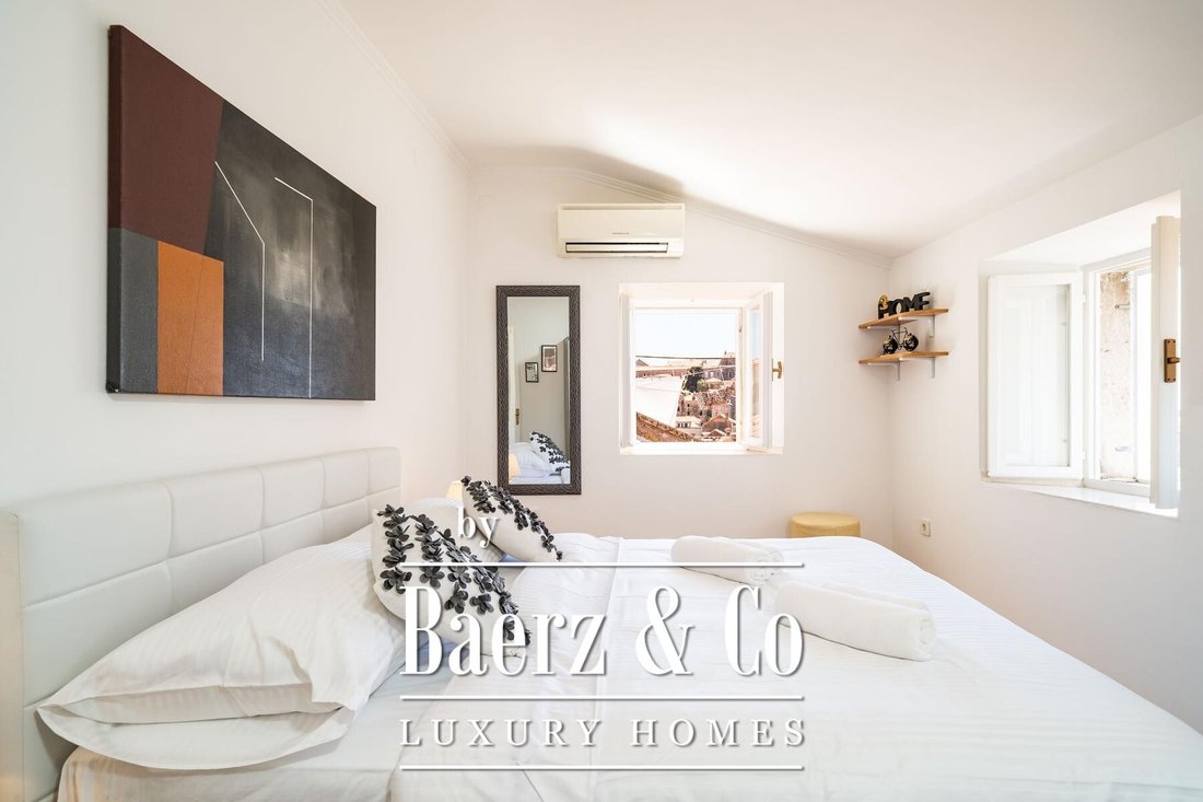 Townhouse in Gradski kotar Grad, Dubrovnik, Dubrovnik-Neretva County 1 - 17708694