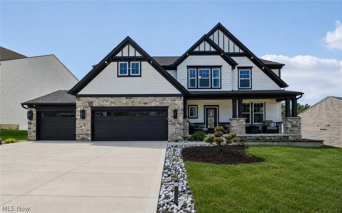 House in Medina, Ohio, United States 1 - 18041347