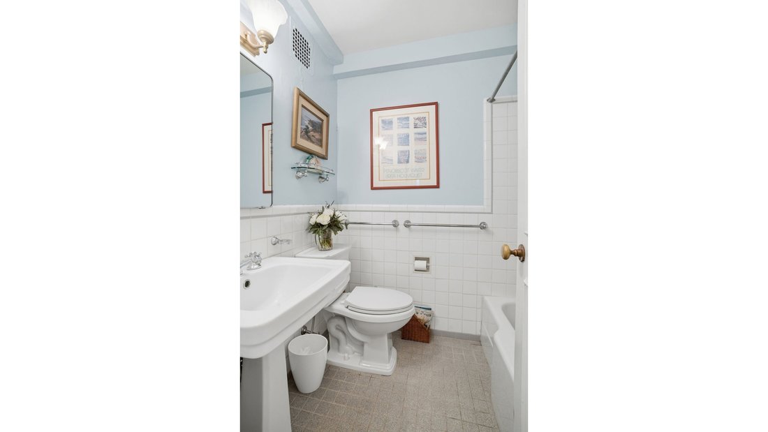 Co Op in New York, New York, United States 3 - 18037766