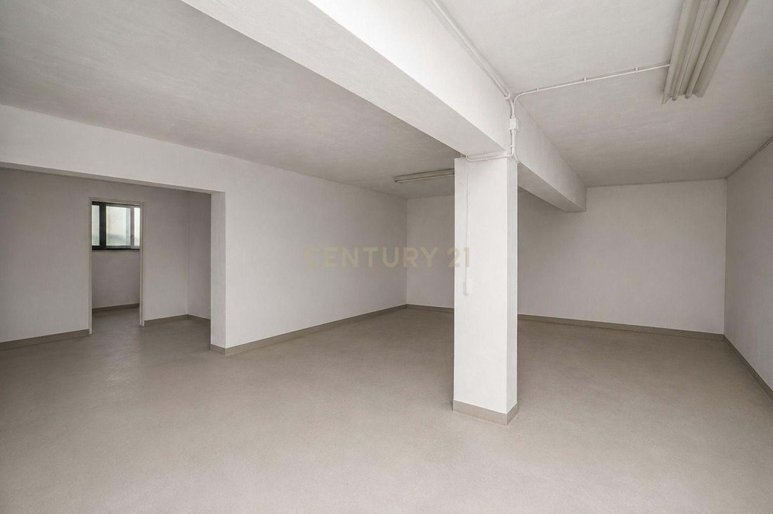 Setubal, Setubal, Portugal 3 - 18044751