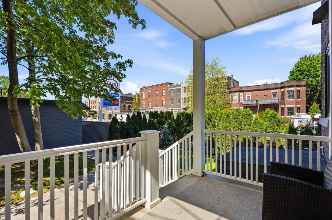 House in Westmount, Quebec, Canada 3 - 18042691
