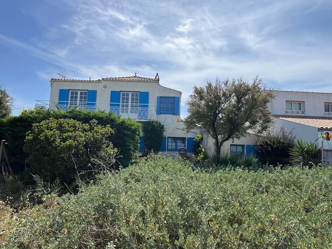 House in Saint-Denis-d'Oleron, Nouvelle-Aquitaine, France 2 - 18041075