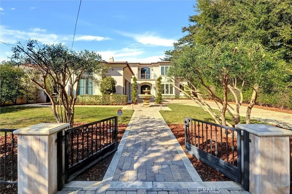 Condo in Arcadia, California, United States 1 - 17371463