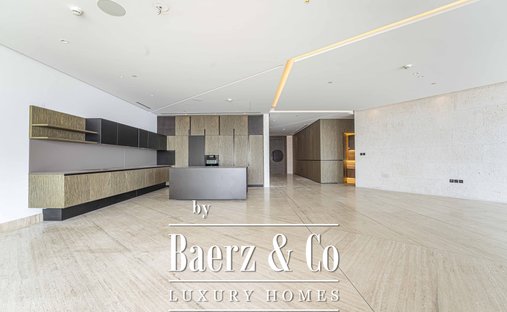 Apartment in Business Bay, Dubai, United Arab Emirates 1