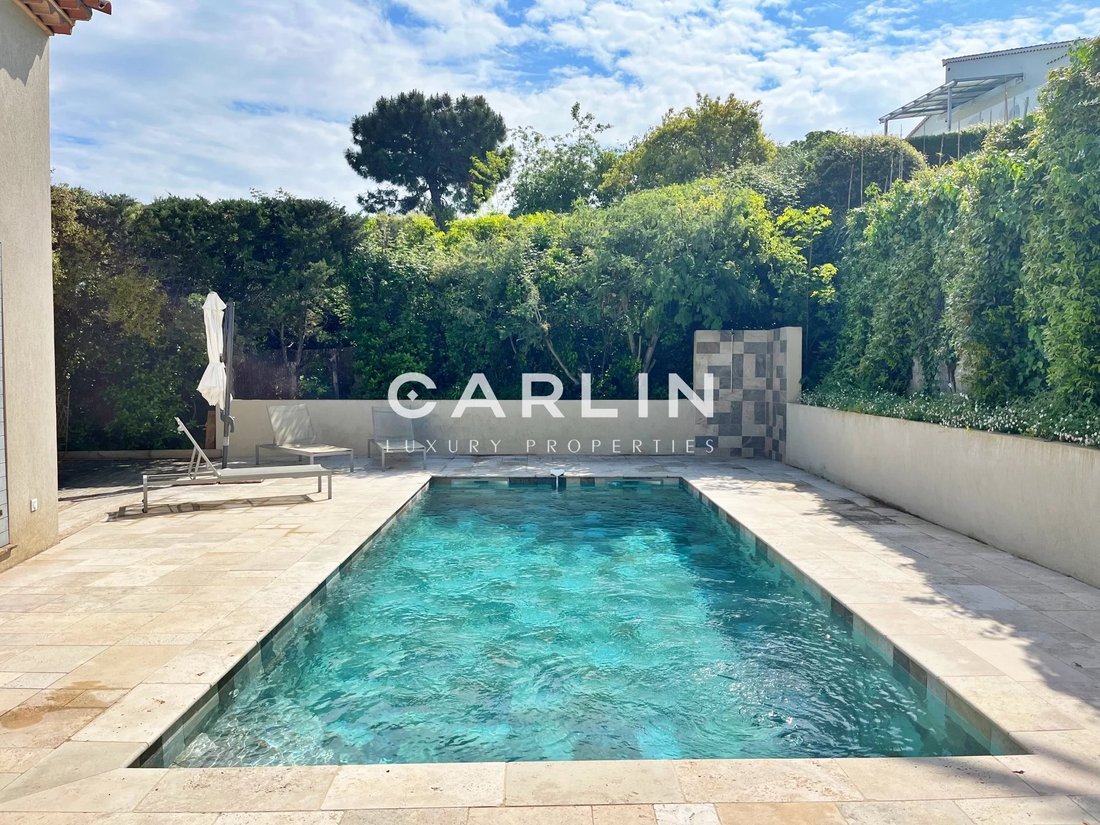 Villa in French Riviera, Provence-Alpes-Côte d'Azur, France 4 - 18045056
