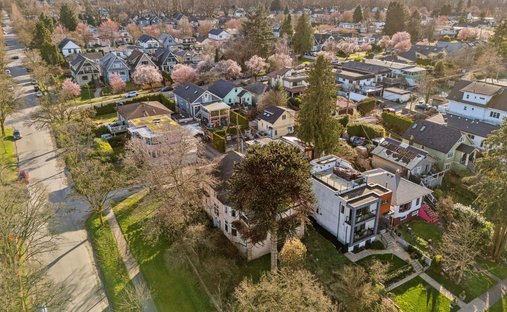 Land in Vancouver, British Columbia, Canada 1