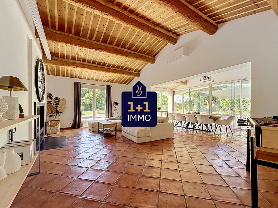 Villa in Saint-Paul-en-Forêt, Provence-Alpes-Côte d'Azur, France 5 - 18043473