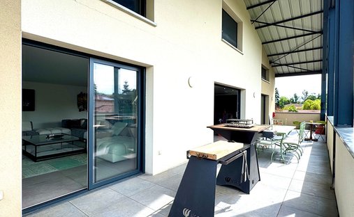Villa in Brindas, Auvergne-Rhône-Alpes, France 1