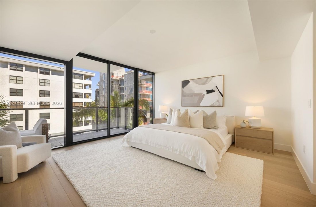 Condo in Bal Harbour, Florida, United States 3 - 18048483