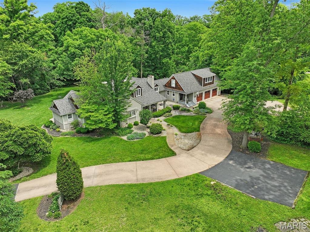 House in Edwardsville, Illinois, United States 2 - 18036874