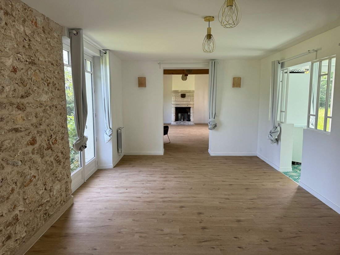 House in Les Mesnuls, Ile-de-France, France 4 - 18046998