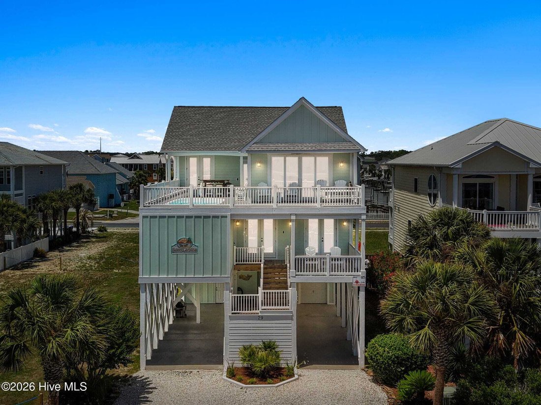 House in Ocean Isle Beach, North Carolina, United States 1 - 18043252