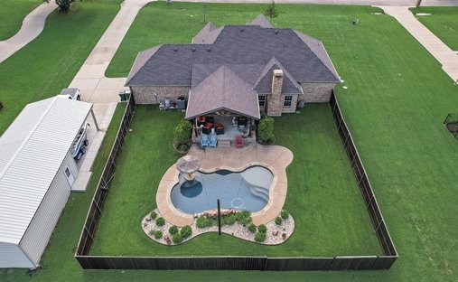 House in Oak Ridge, Texas, United States 1