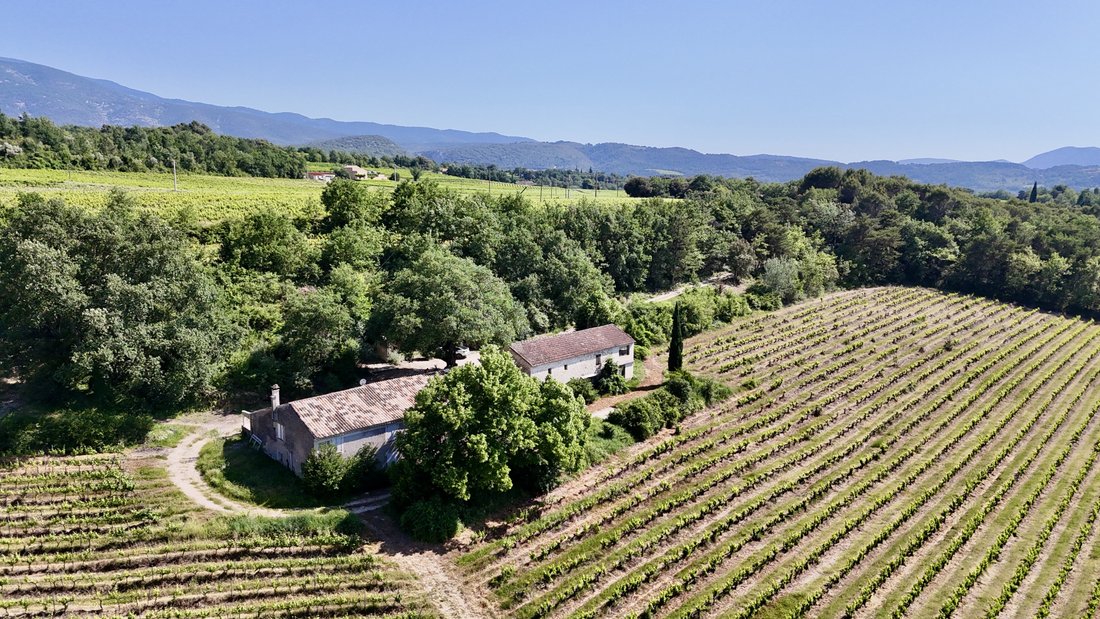 House in Mollans-sur-Ouveze, Auvergne-Rhône-Alpes, France 1 - 18047137