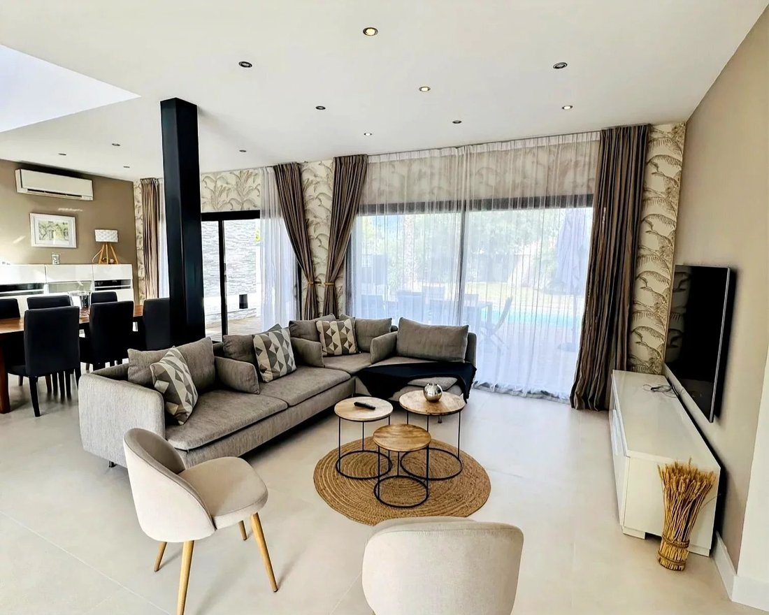 Villa in Castelnau-le-Lez, Occitania, France 5 - 18038618