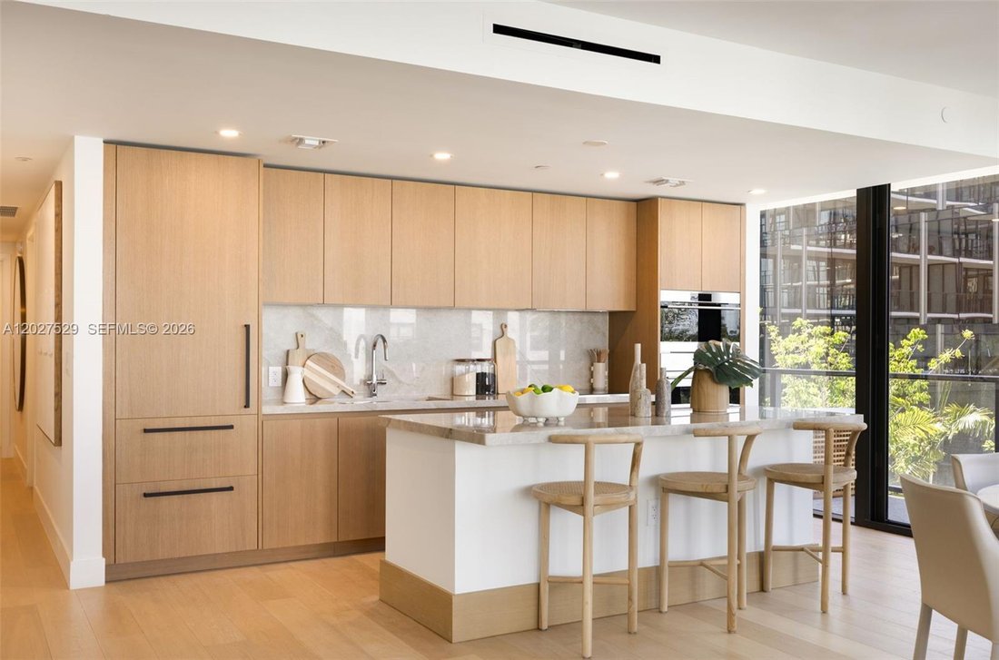 Condo in Bal Harbour, Florida, United States 2 - 18048483