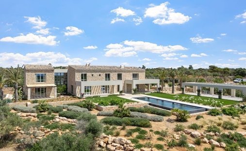 Finca in Santanyi, Balearic Islands, Spain 1