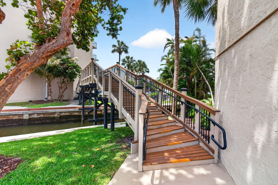 Condo in Boca Raton, Florida, United States 5 - 18047229