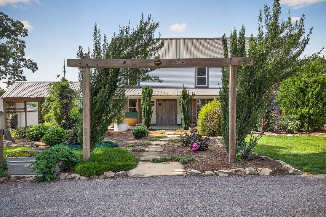 House in Doyle, Tennessee, United States 4 - 18042350