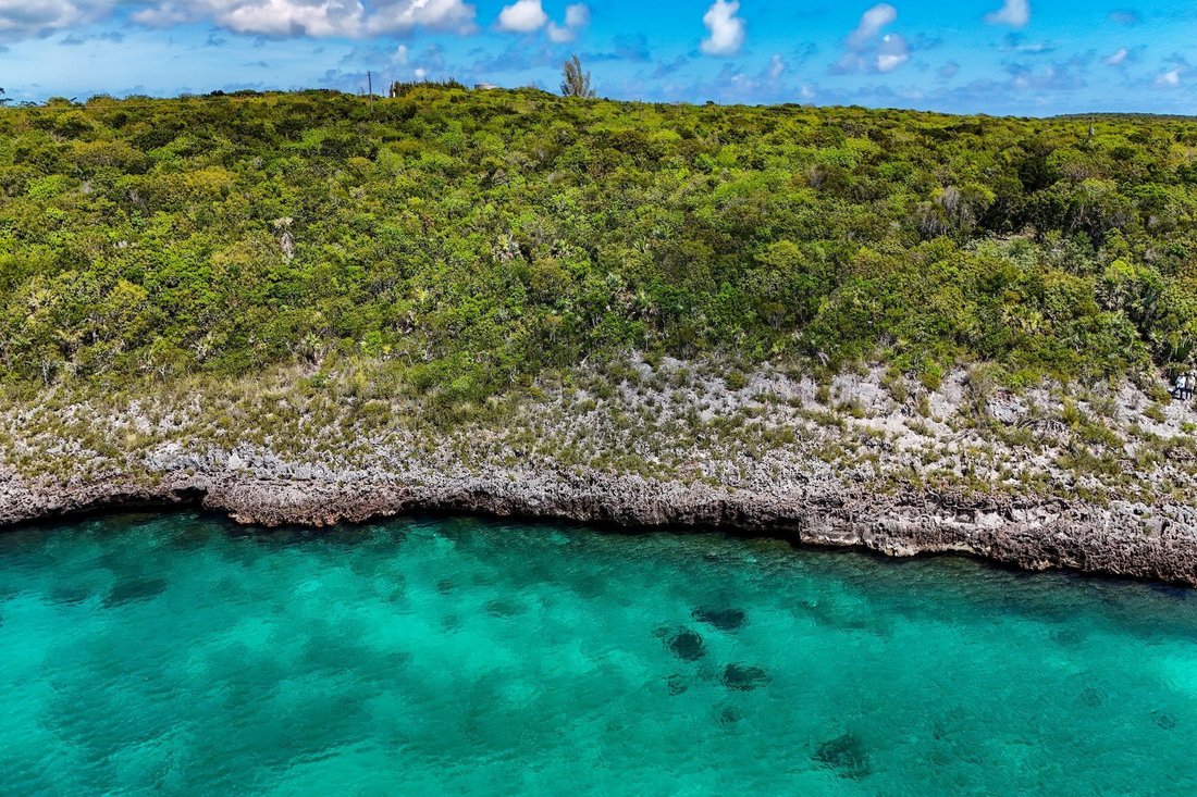 Land in Savannah Sound, Central Eleuthera, The Bahamas 3 - 18039949