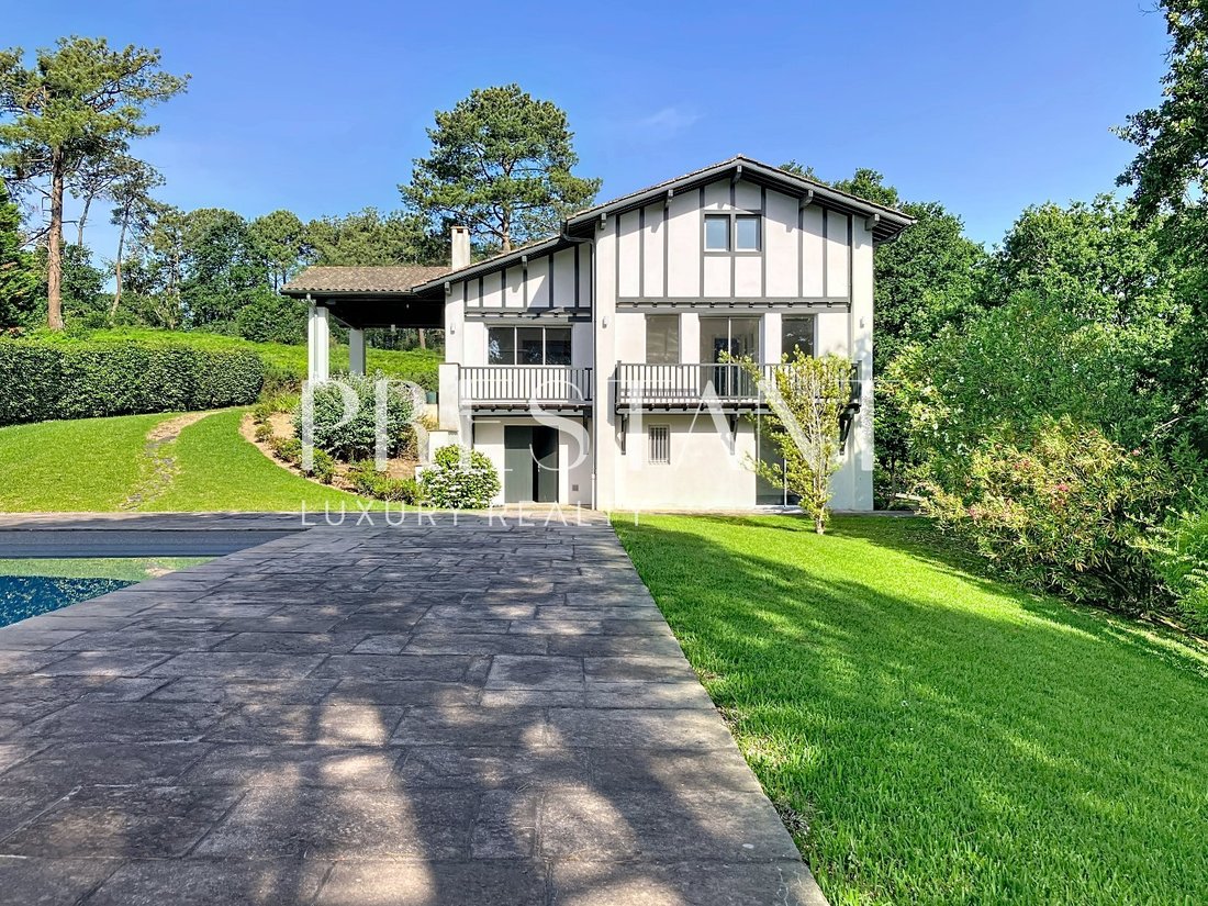 House in Bassussarry, Nouvelle-Aquitaine, France 2 - 18042788